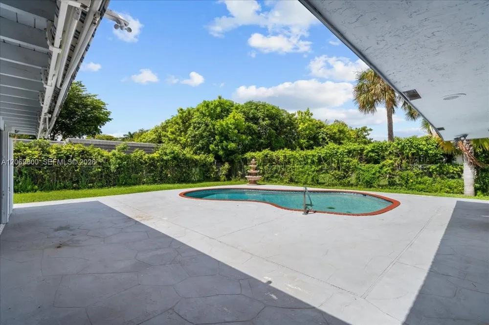 9220 NW 15th St Coral Springs, FL 33071