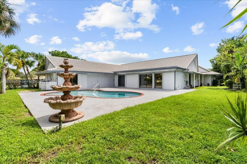 9220 NW 15th St Coral Springs, FL 33071