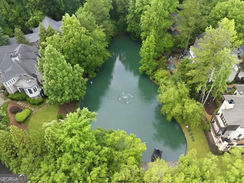 125 Stone Pond LN Alpharetta, GA 30022