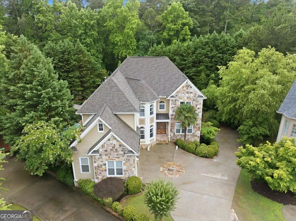 125 Stone Pond LN Alpharetta, GA 30022