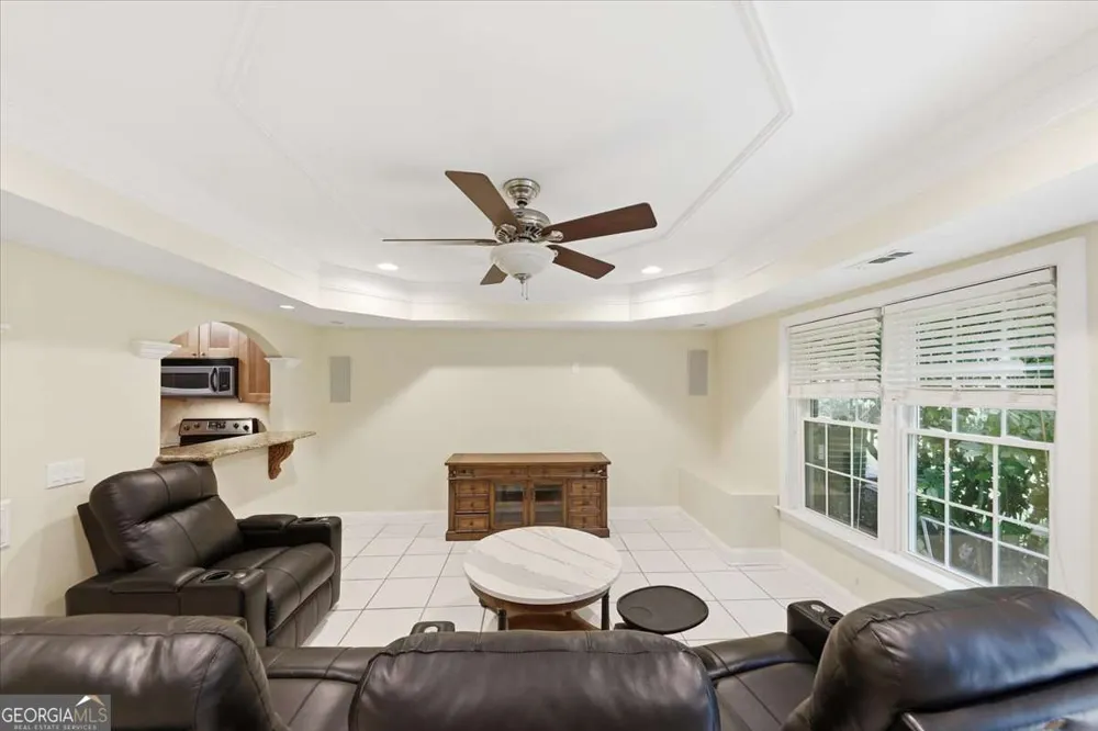 125 Stone Pond LN Alpharetta, GA 30022