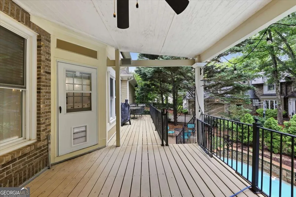 125 Stone Pond LN Alpharetta, GA 30022