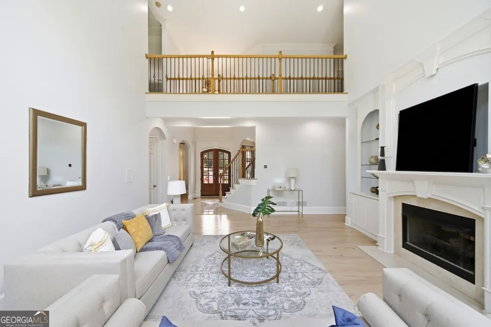 125 Stone Pond LN Alpharetta, GA 30022