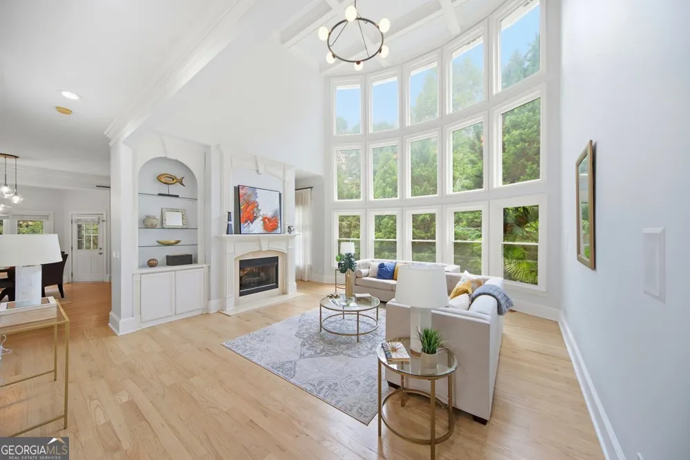 125 Stone Pond LN Alpharetta, GA 30022