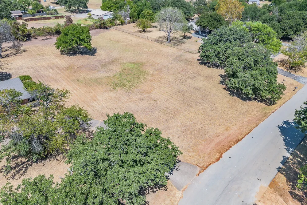 5001 Sunset Circle Fort Worth, TX 76244