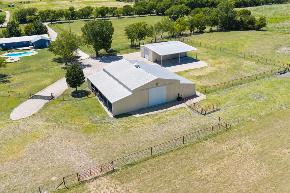 257 Bud Run Road Waxahachie, TX 75165