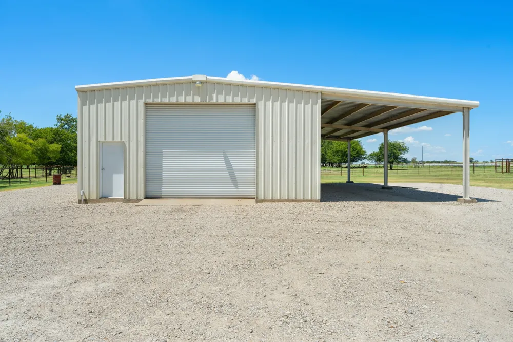 257 Bud Run Road Waxahachie, TX 75165