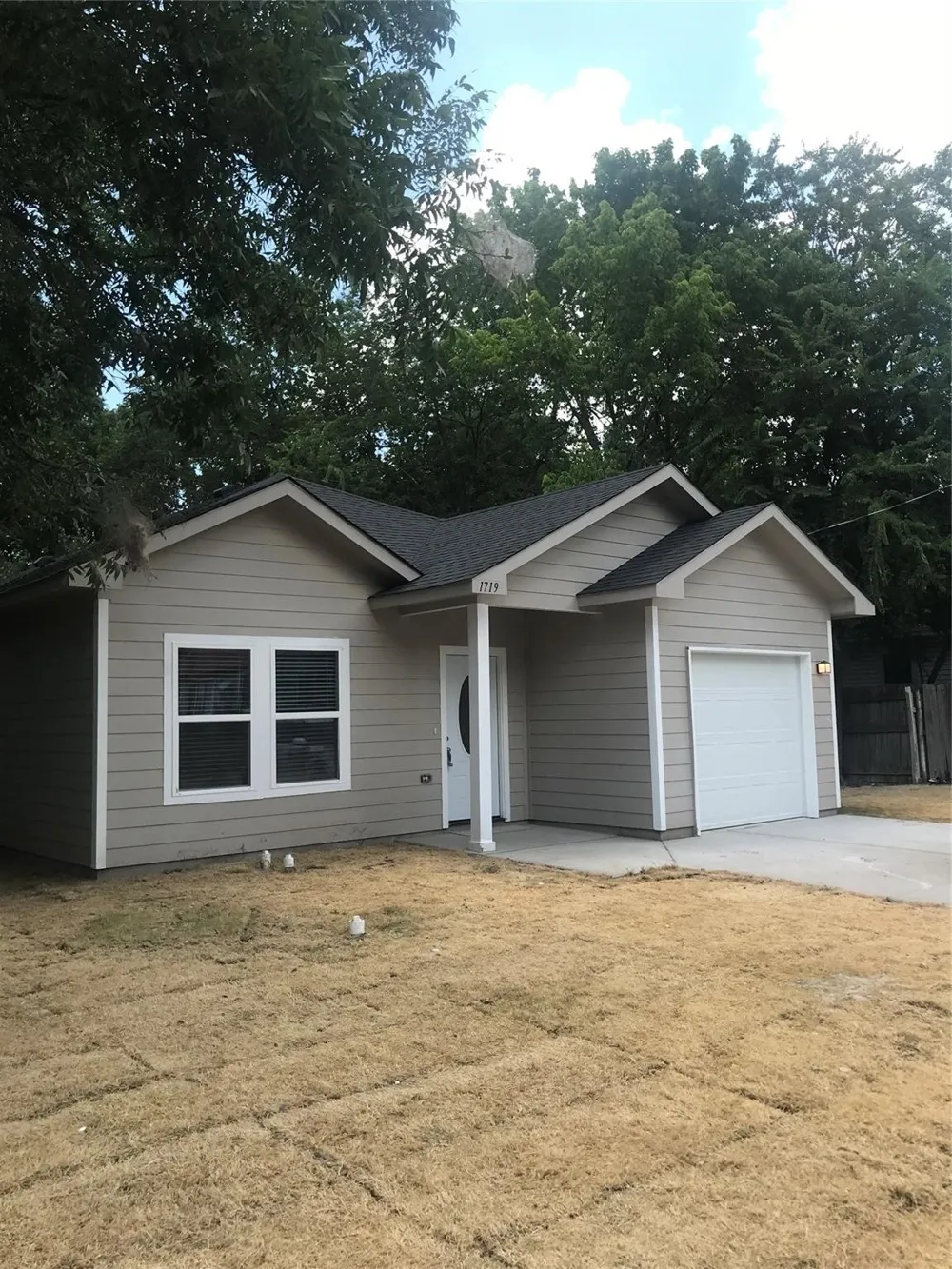 1719 Park Street Commerce, TX 75428