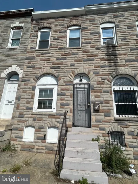 2512 FREDERICK AVENUE