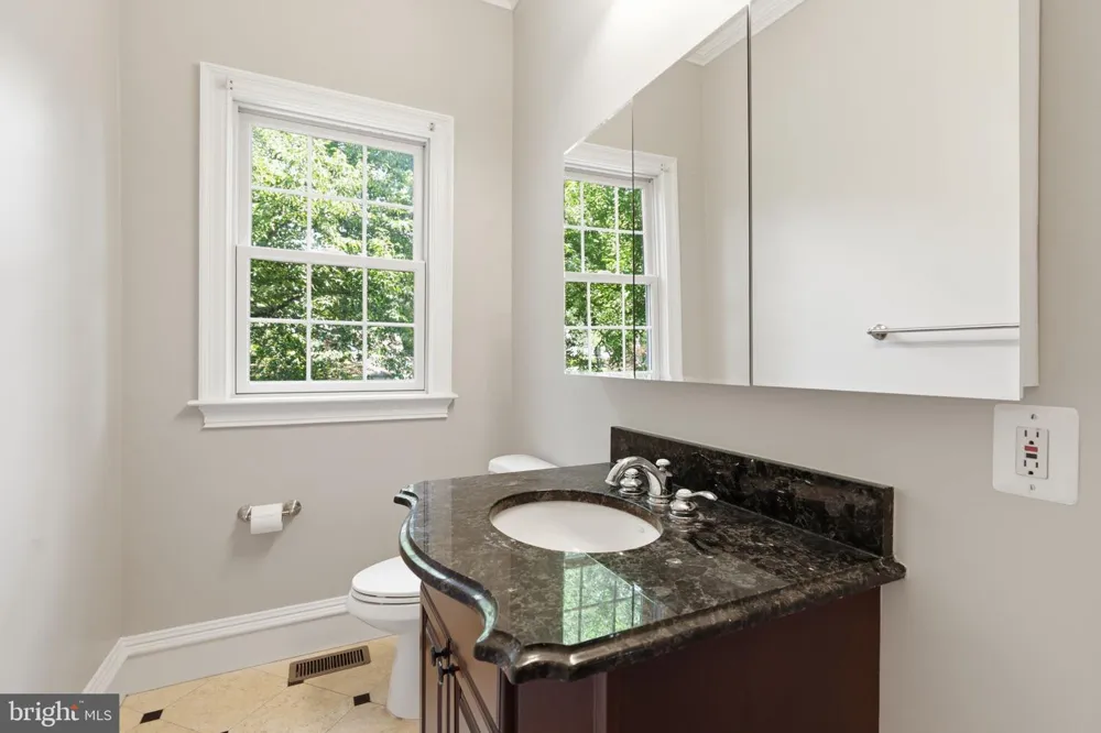 8813 OAK LEAF DRIVE Alexandria, VA 22309