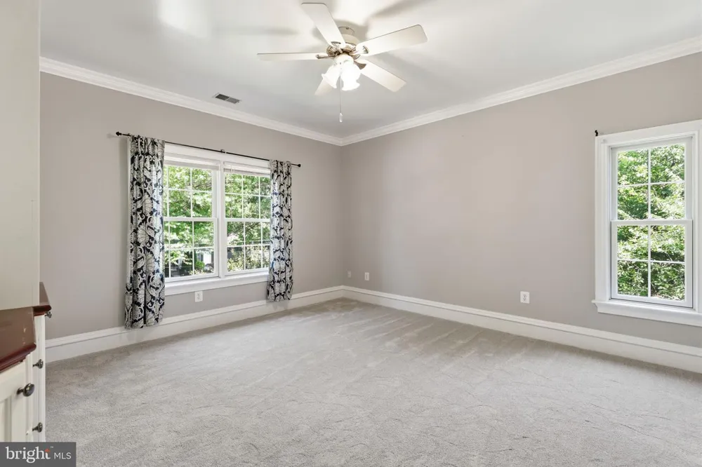8813 OAK LEAF DRIVE Alexandria, VA 22309