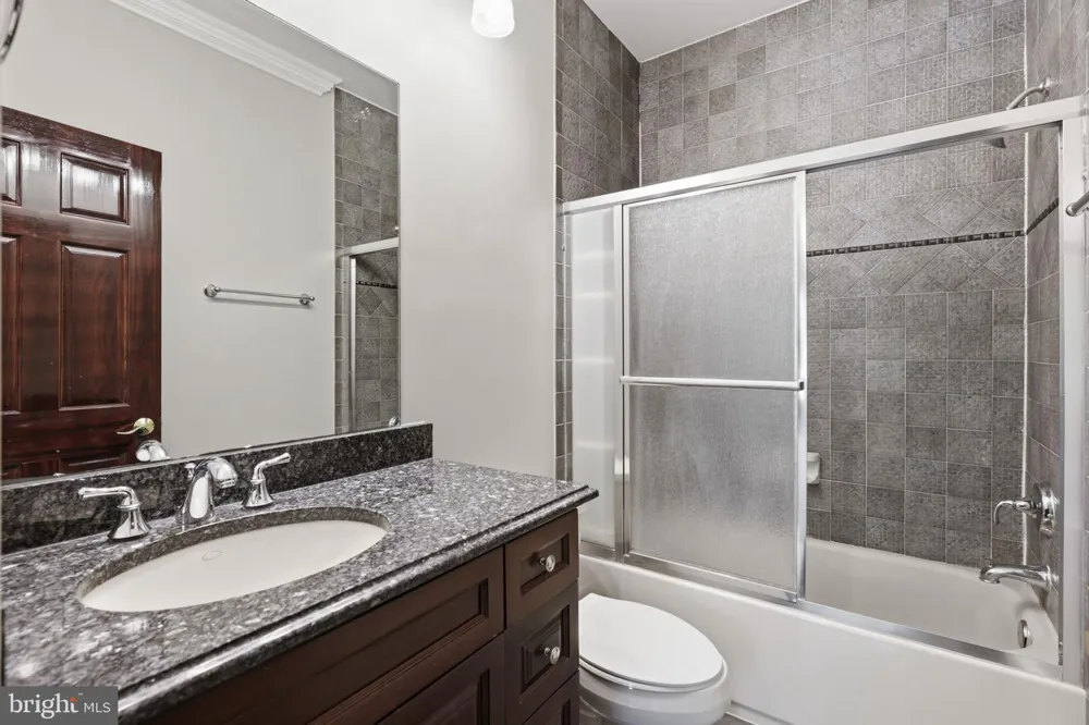 8813 OAK LEAF DRIVE Alexandria, VA 22309