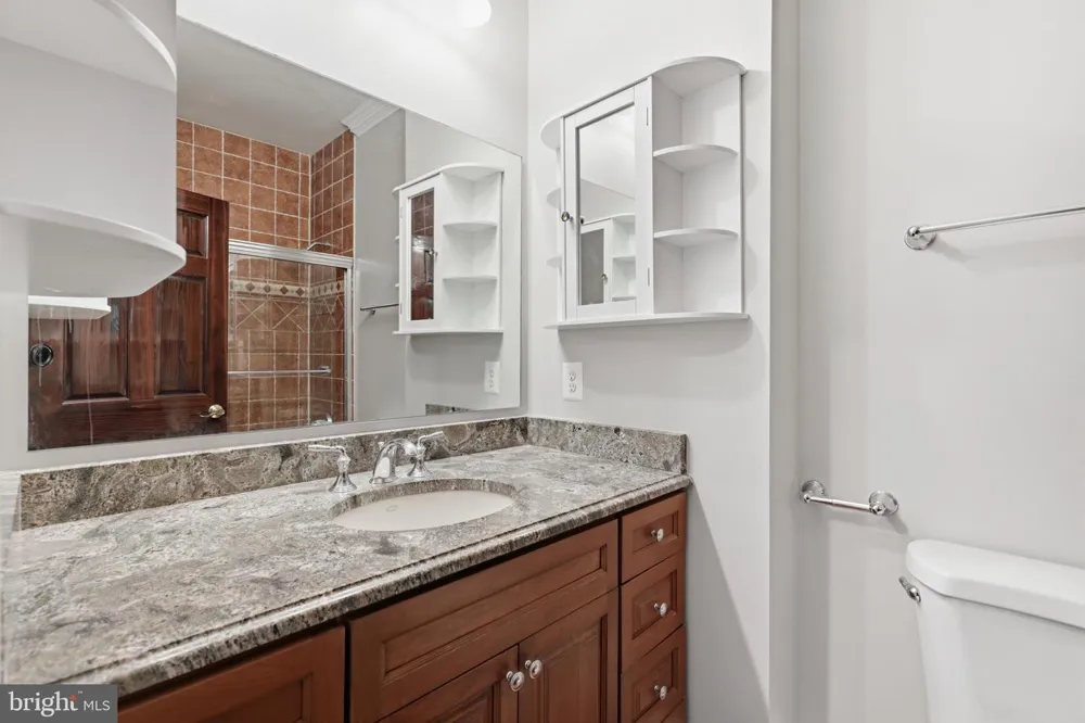 8813 OAK LEAF DRIVE Alexandria, VA 22309