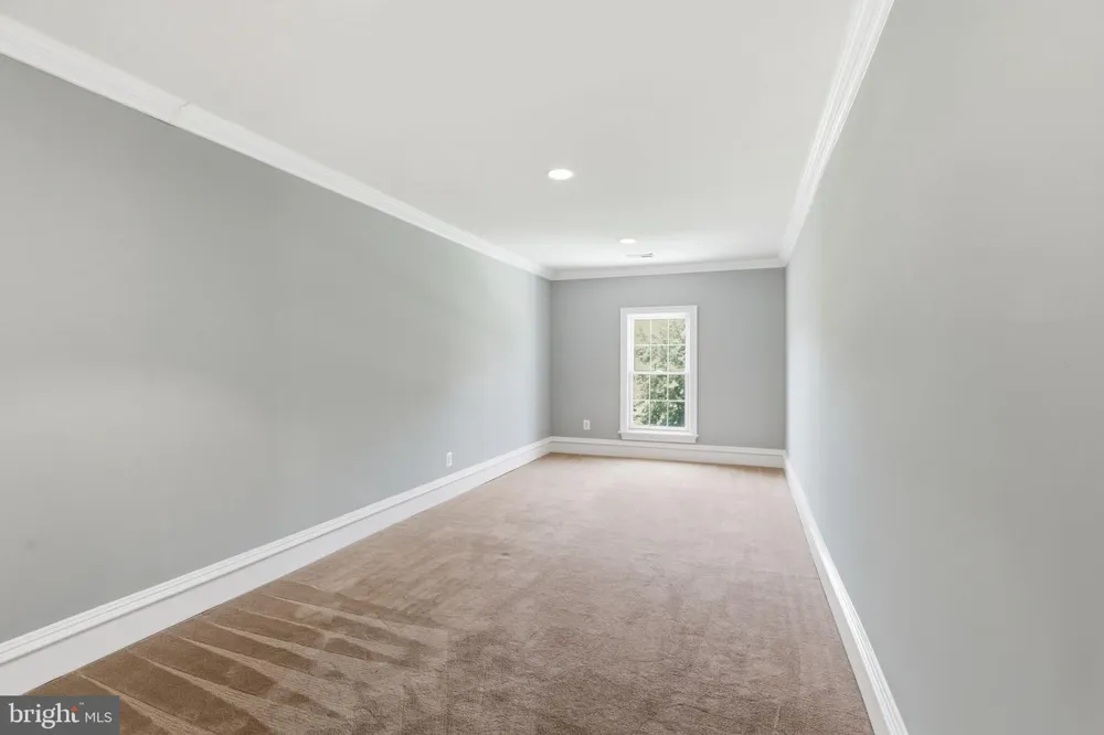 8813 OAK LEAF DRIVE Alexandria, VA 22309
