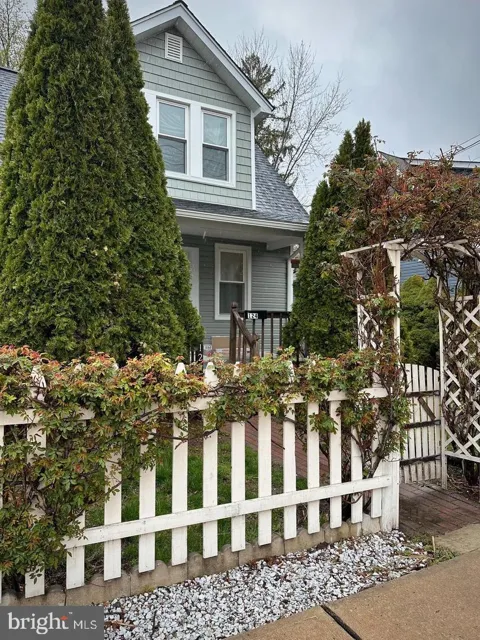 124 W FRANKLIN STREET