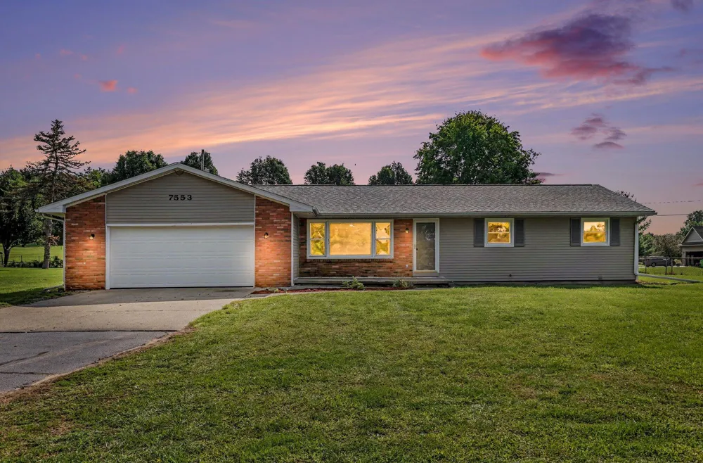 7553 Napoleon Road Jackson, MI 49201