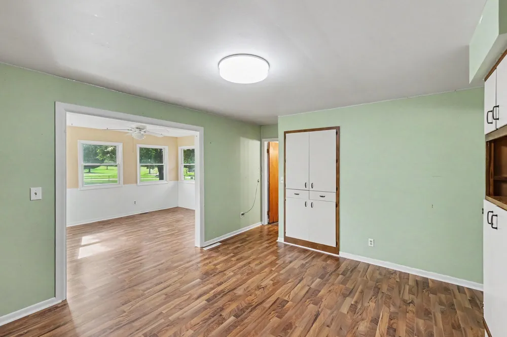 7553 Napoleon Road Jackson, MI 49201