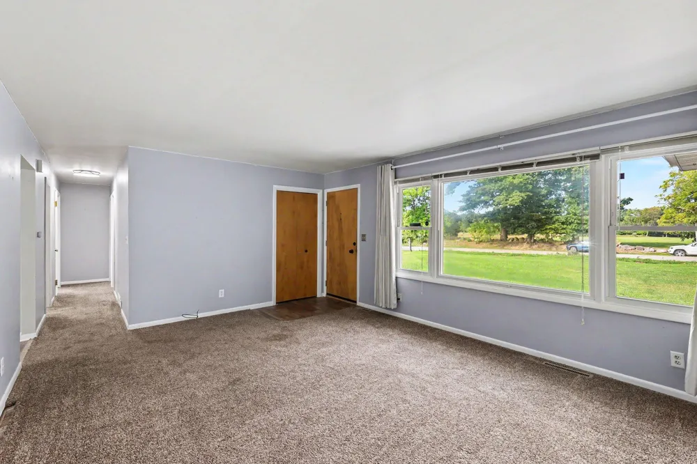 7553 Napoleon Road Jackson, MI 49201