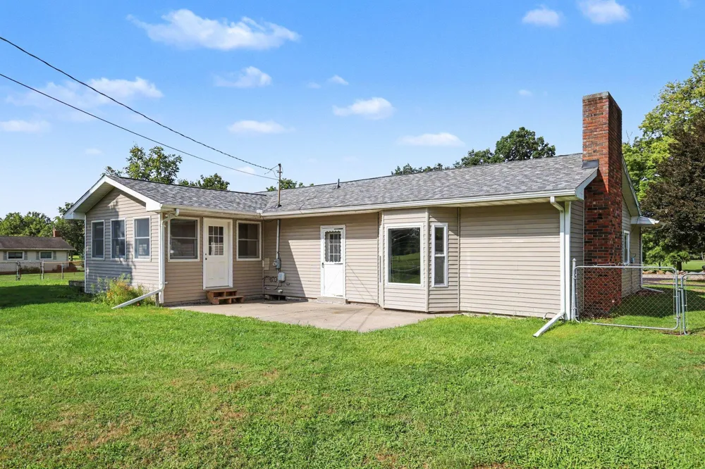 7553 Napoleon Road Jackson, MI 49201