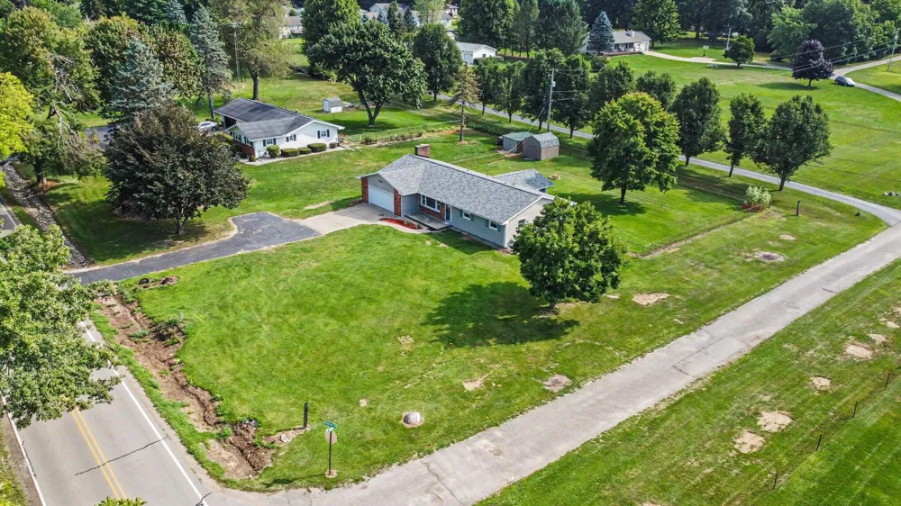 7553 Napoleon Road Jackson, MI 49201