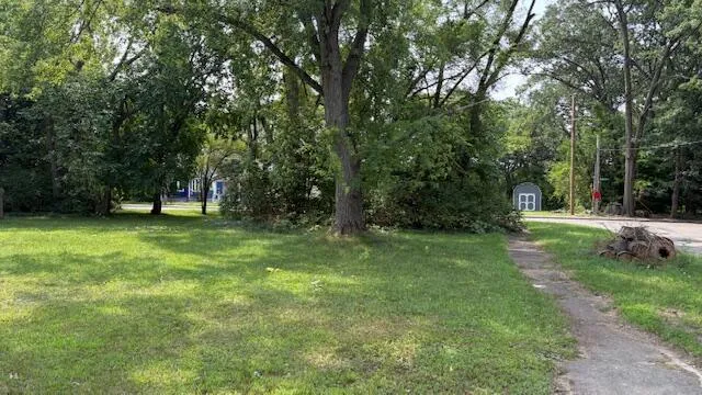 628 Mulder Street Muskegon, MI 49442