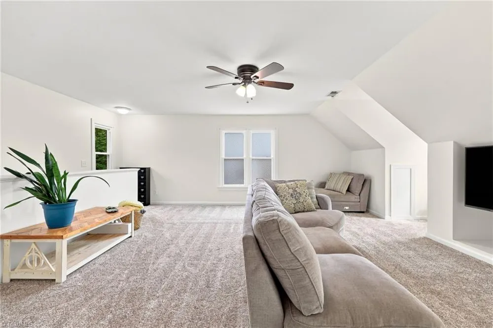 2903 Beckworth Court Jamestown, NC 27282