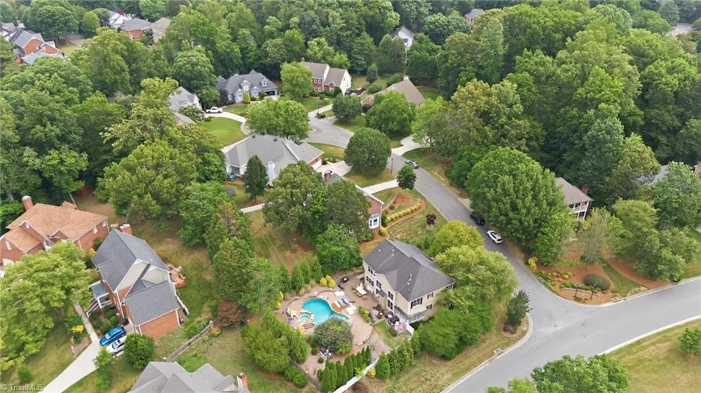 2903 Beckworth Court Jamestown, NC 27282