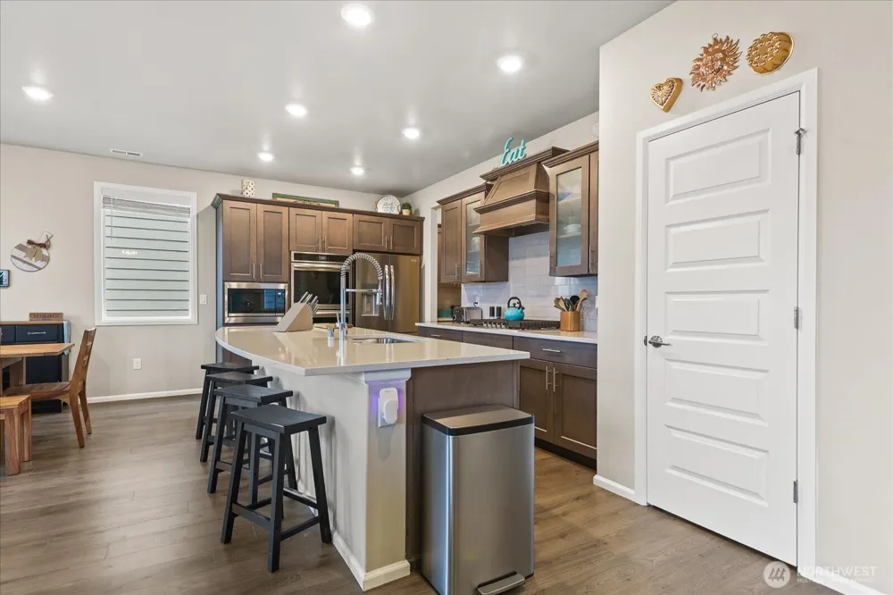 932 121st Avenue SE Lake Stevens, WA 98258