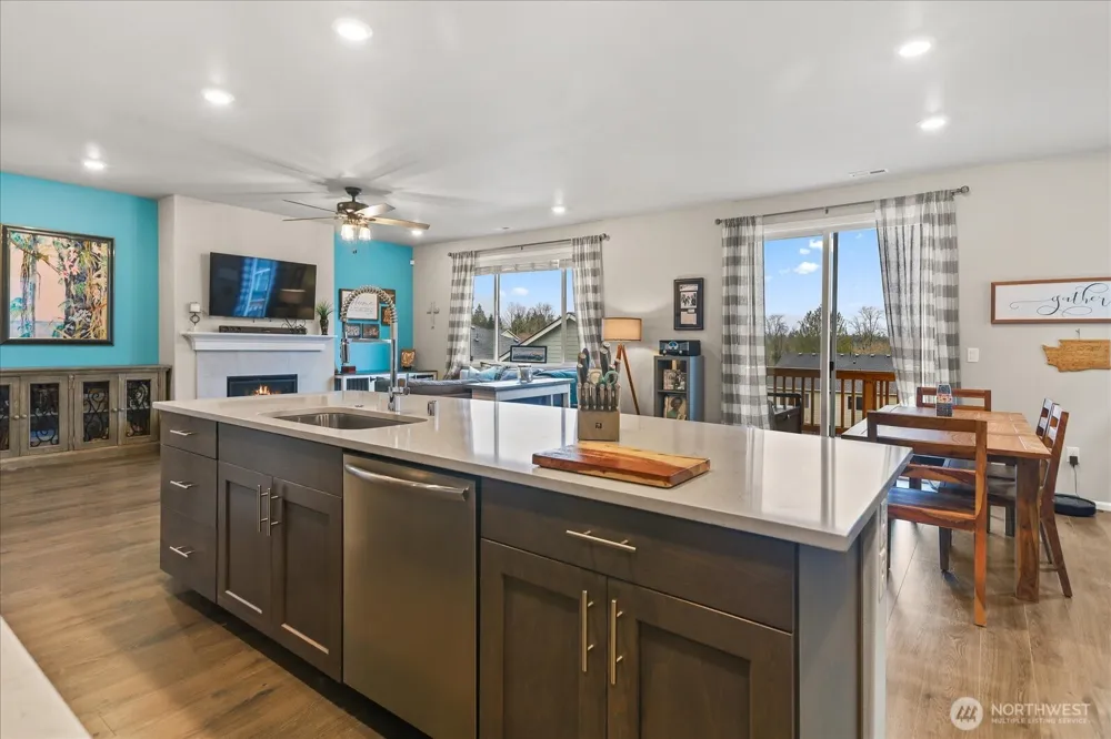 932 121st Avenue SE Lake Stevens, WA 98258