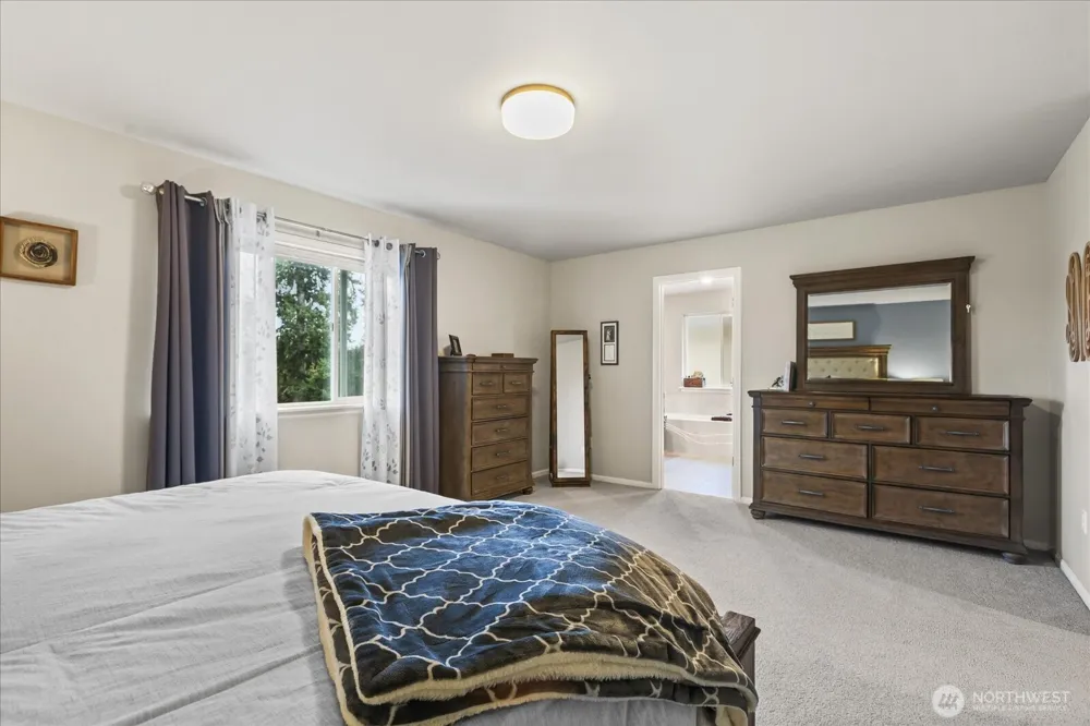932 121st Avenue SE Lake Stevens, WA 98258