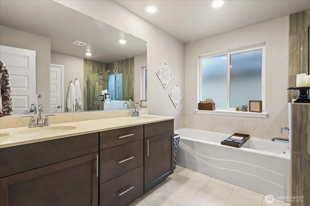 932 121st Avenue SE Lake Stevens, WA 98258