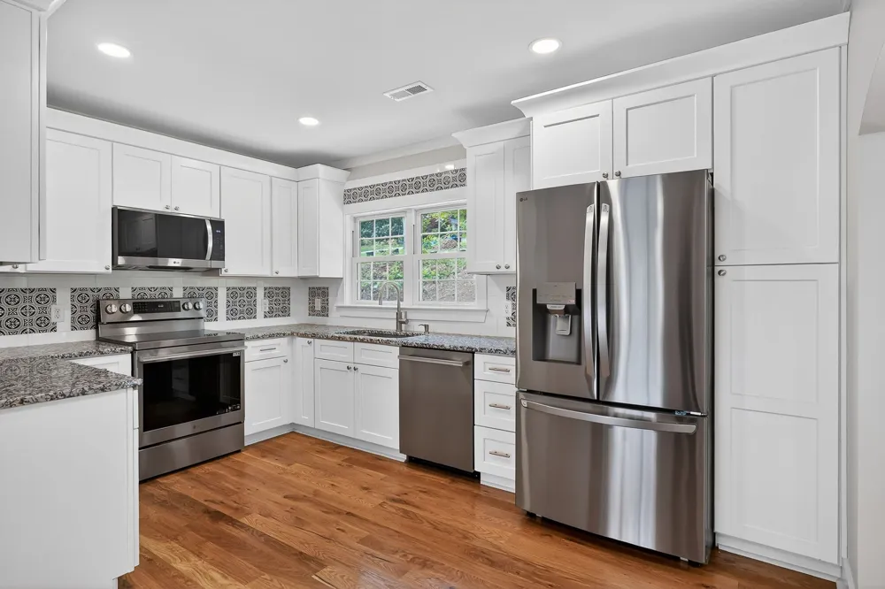 303 Westwood Dr McMinnville, TN 37110