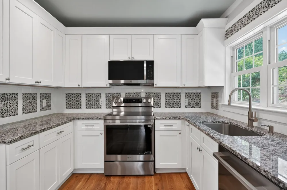 303 Westwood Dr McMinnville, TN 37110