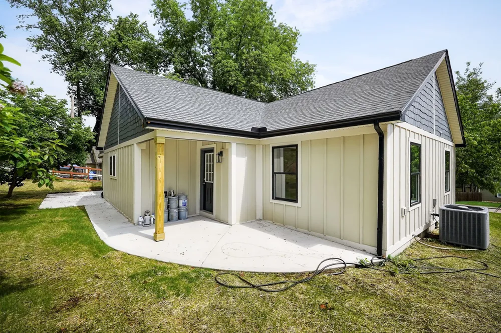 303 Westwood Dr McMinnville, TN 37110