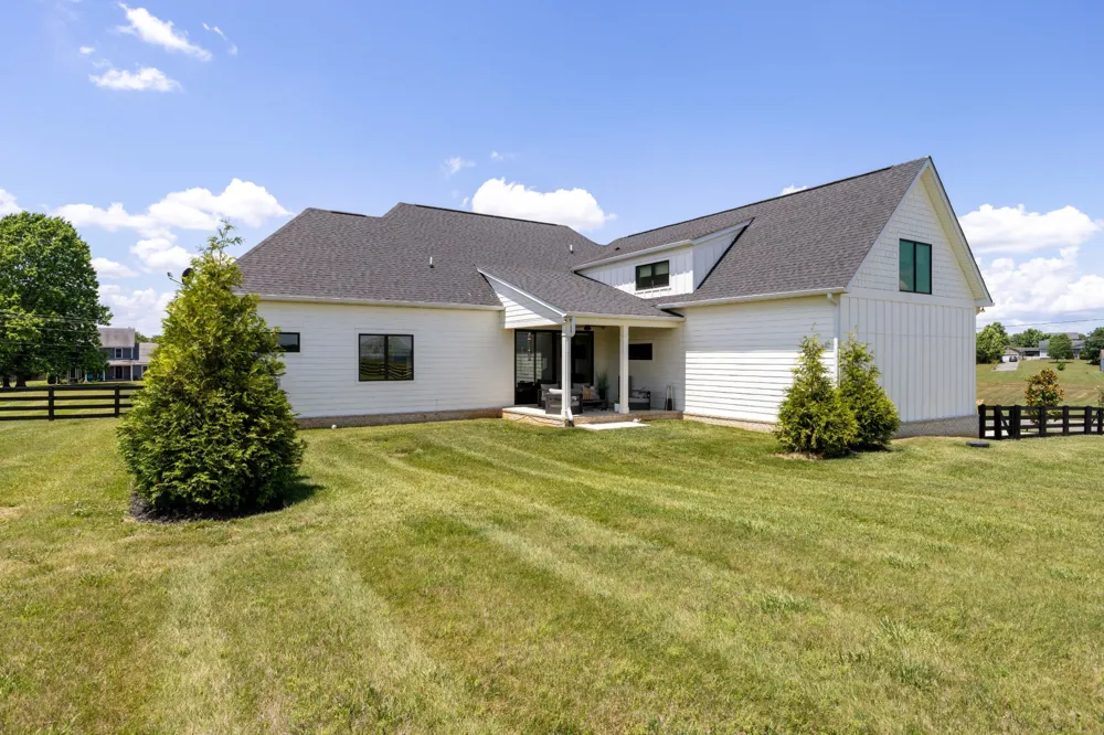 3000 Ora Ln Spring Hill, TN 37174