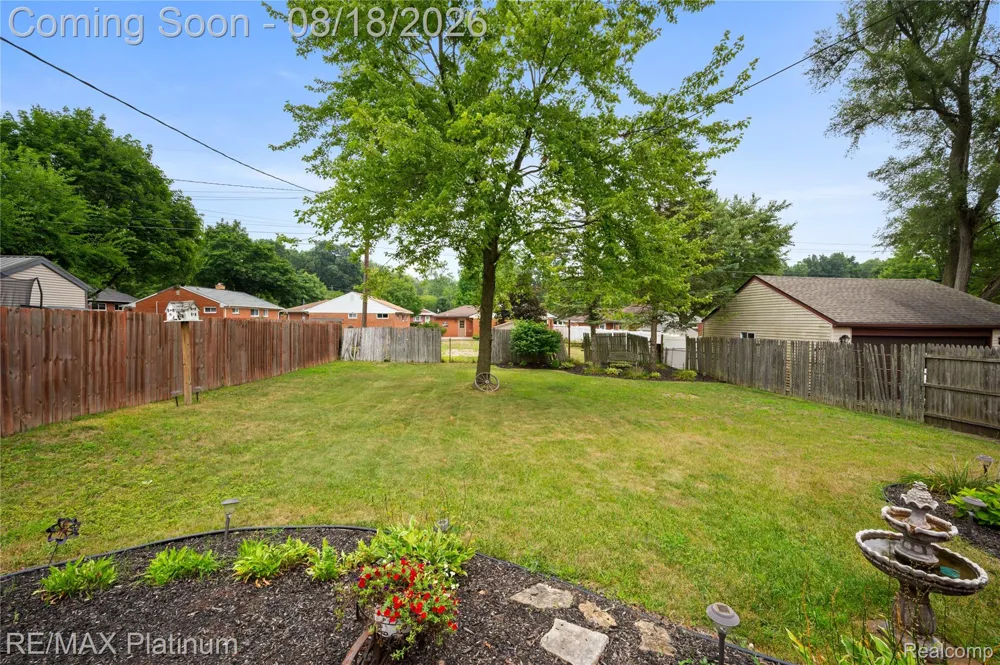 190 Noble Street Milford Village, MI 48381