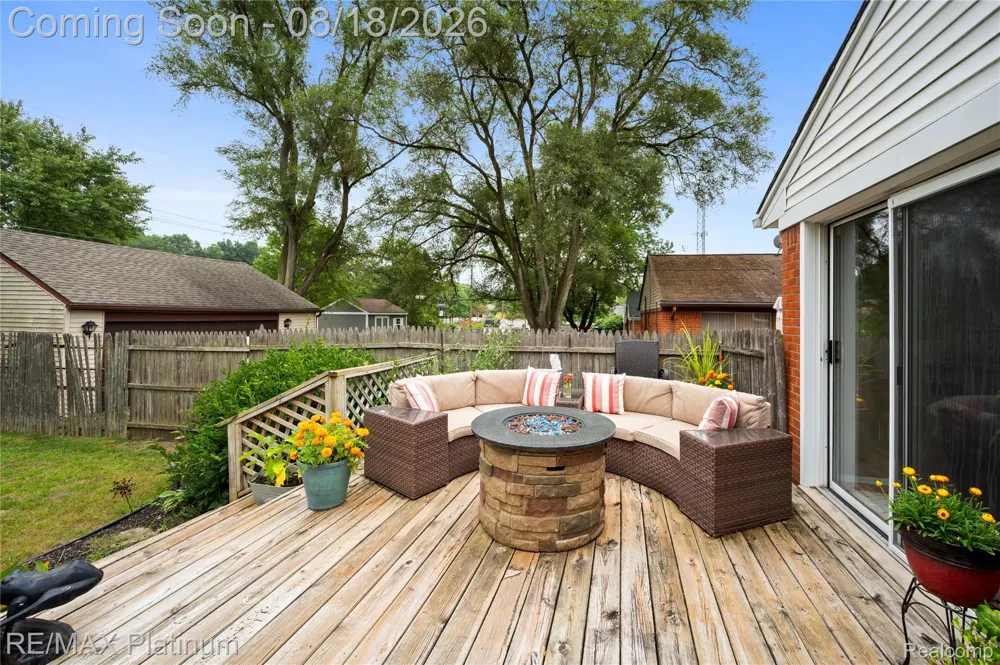 190 Noble Street Milford Village, MI 48381