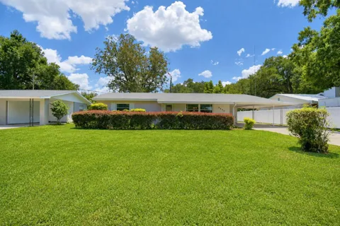 2521 MCCRANIE PLACE