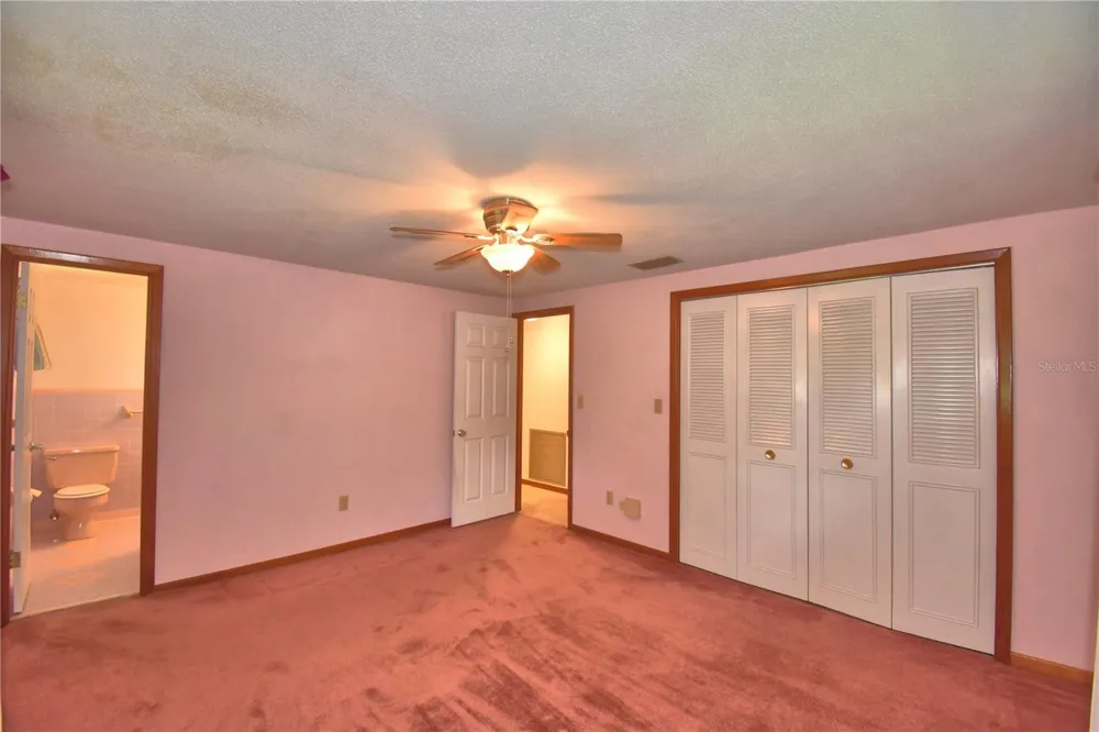2521 MCCRANIE PLACE Lakeland, FL 33801