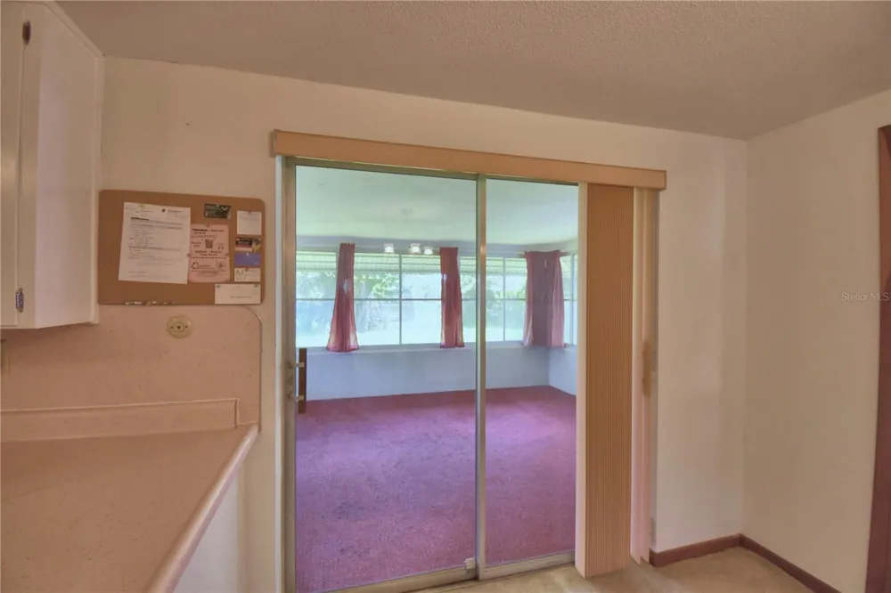 2521 MCCRANIE PLACE Lakeland, FL 33801