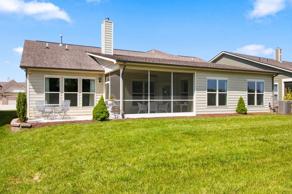 1022 Coffee Rdg Spring Hill, TN 37174