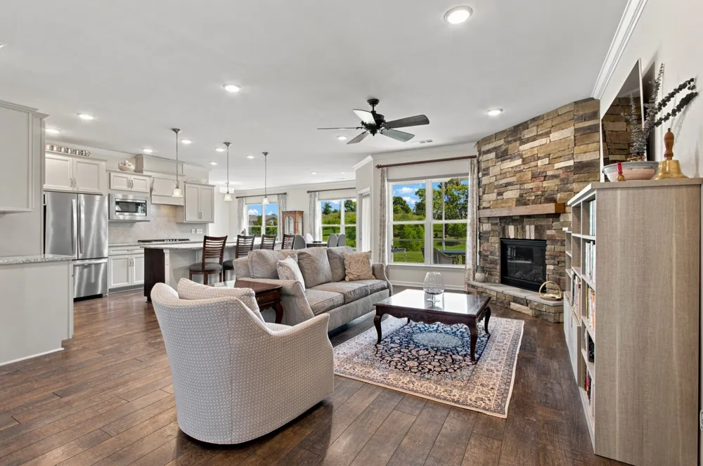 1022 Coffee Rdg Spring Hill, TN 37174
