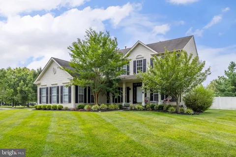16 NICHOLAS DRIVE