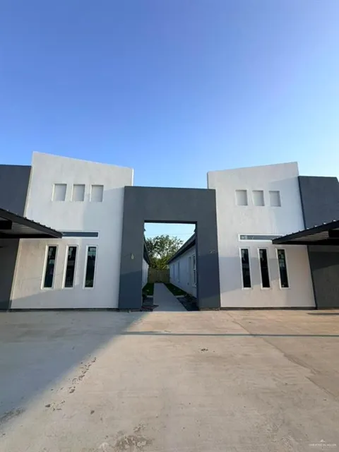 1217 Rosewood Road