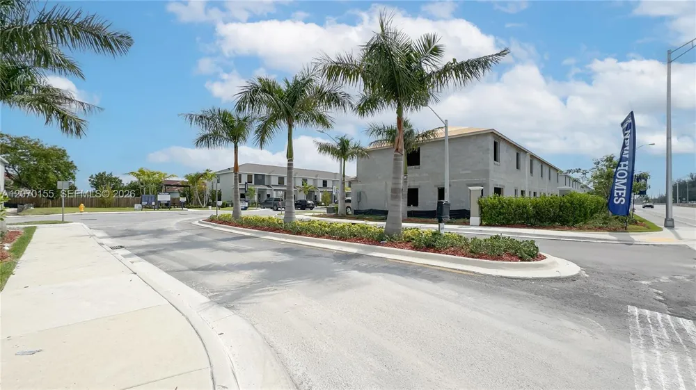 302 NE 1st Dr #302 Florida City, FL 33034
