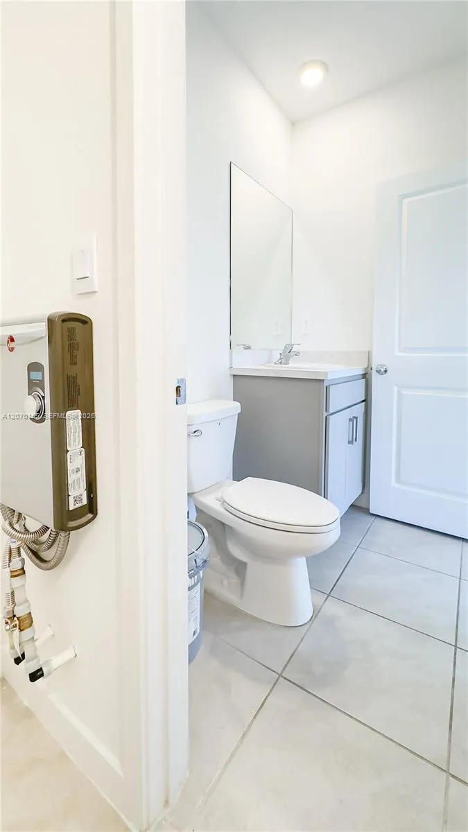 302 NE 1st Dr #302 Florida City, FL 33034