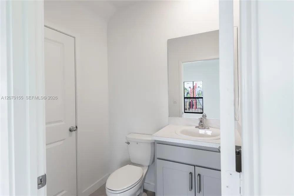 302 NE 1st Dr #302 Florida City, FL 33034