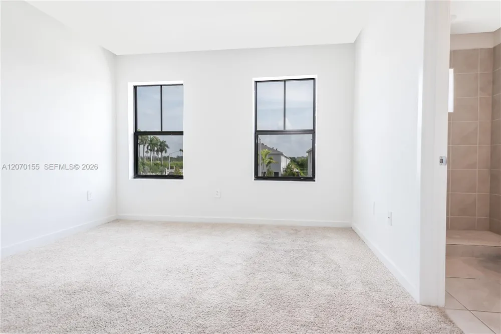 302 NE 1st Dr #302 Florida City, FL 33034