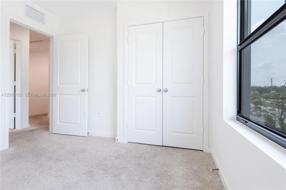 302 NE 1st Dr #302 Florida City, FL 33034