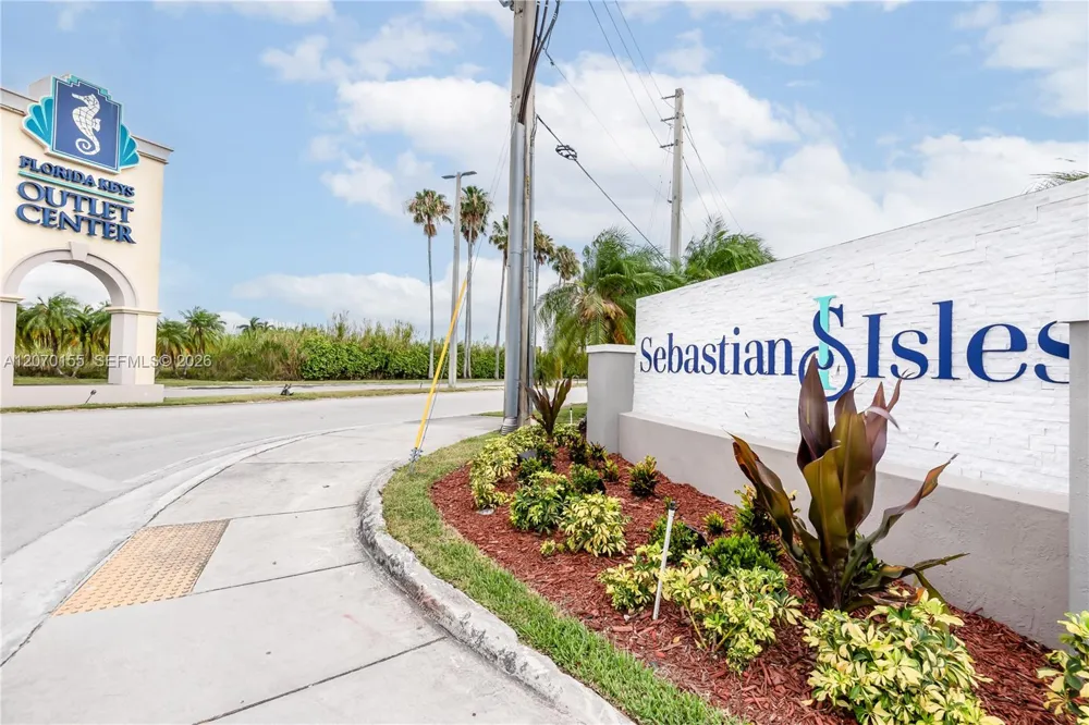 302 NE 1st Dr #302 Florida City, FL 33034
